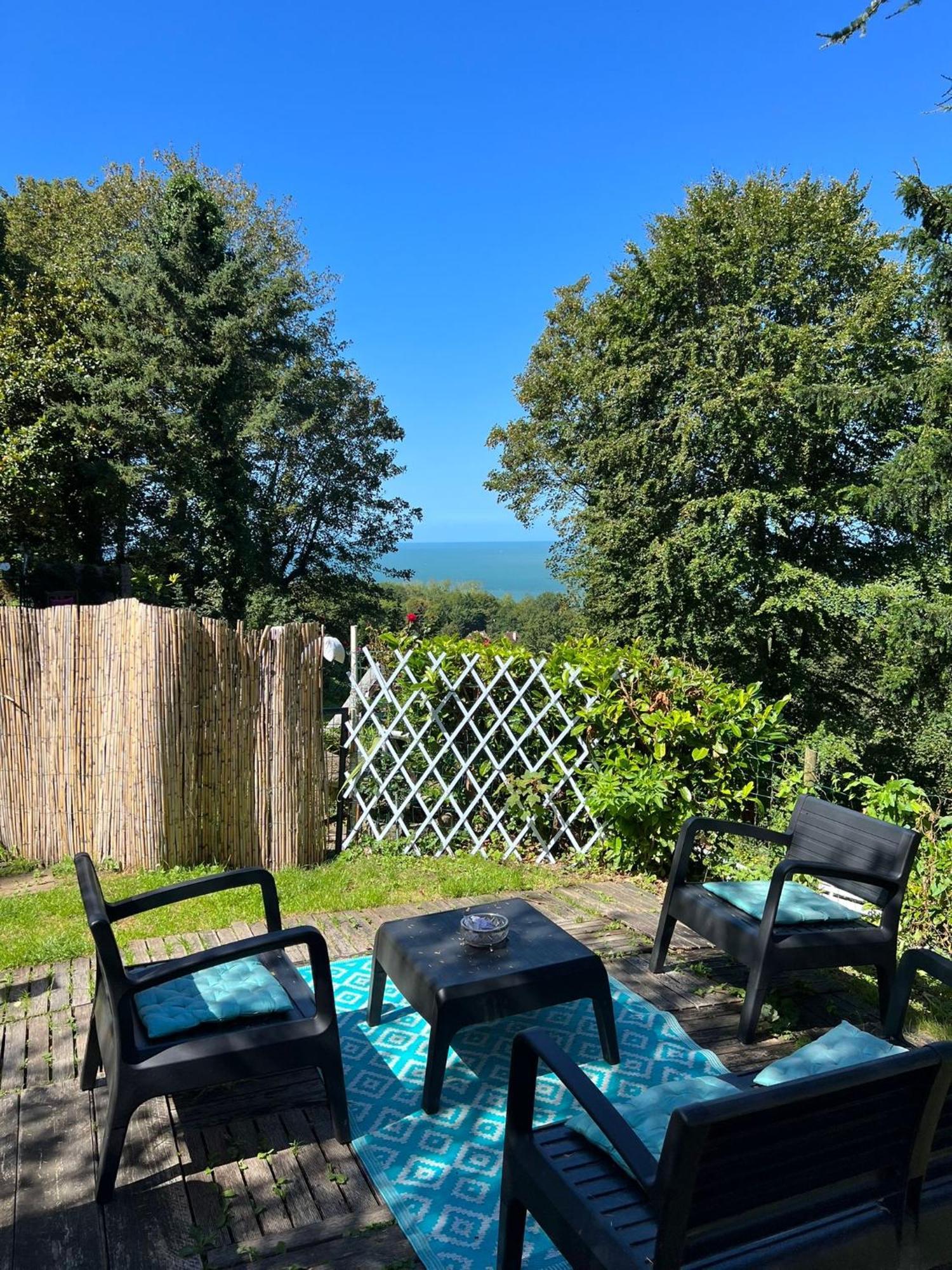 Lumineux Appartement, Jardin, Vu Sur